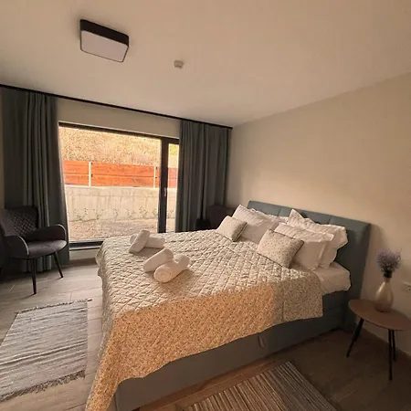 Veles Luxury House Chisarja