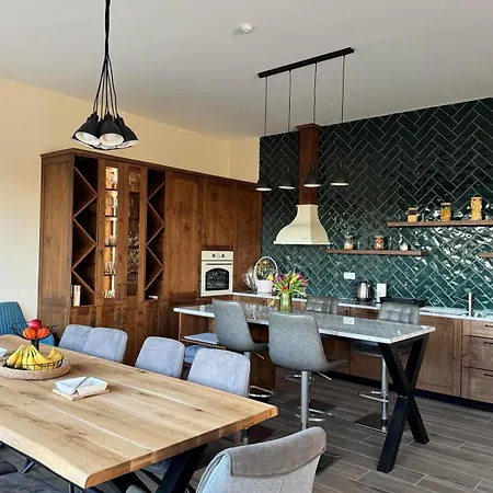 Lägenhet Luxury House Veles