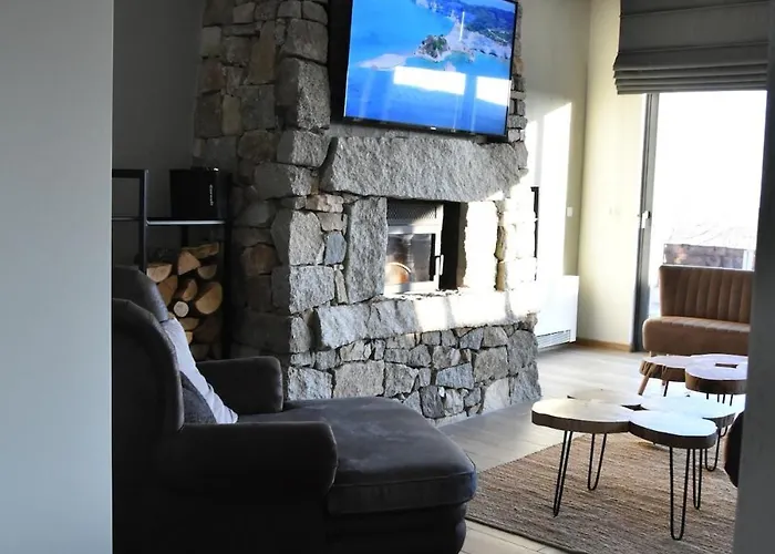 Luxury House Veles * 希萨里亚